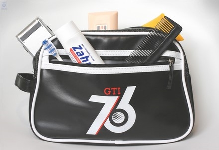 Volkswagen GTI 76 toilettaske (UDSOLGT)